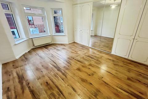 4 bedroom terraced house to rent, Pretoria Avenue, London