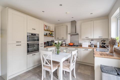 undefined, Pilot Close, Alton, Hampshire, GU34