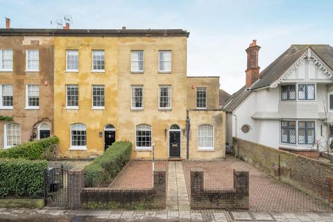 4 bedroom house for sale, Kings Road, Windsor