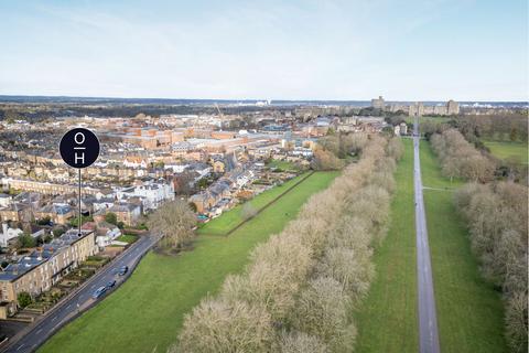 4 bedroom house for sale, Kings Road, Windsor