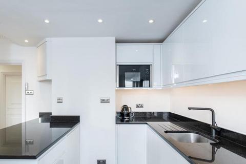 1 bedroom apartment to rent, Park Crescent, London W1B