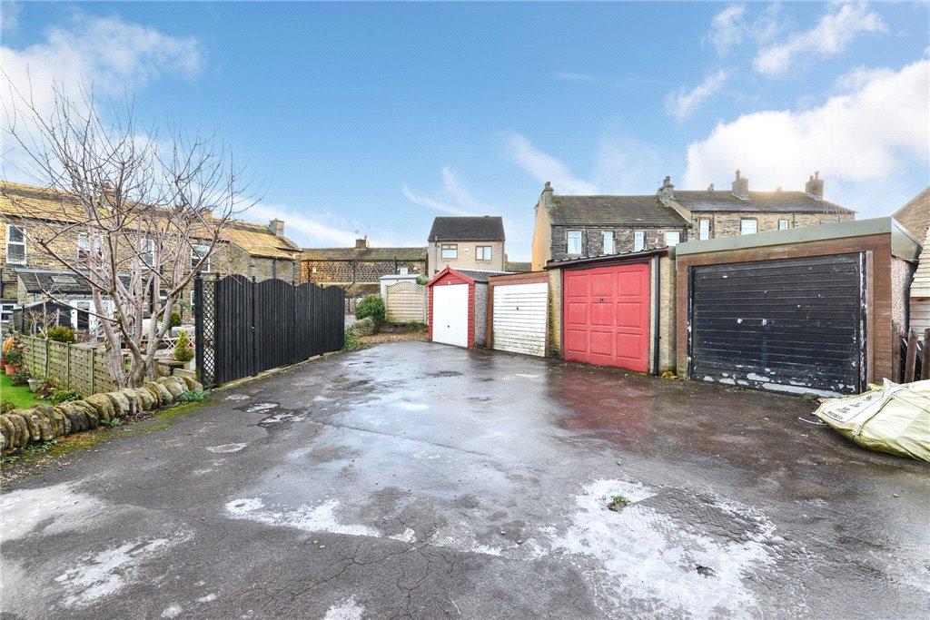 Garage &amp; Parking