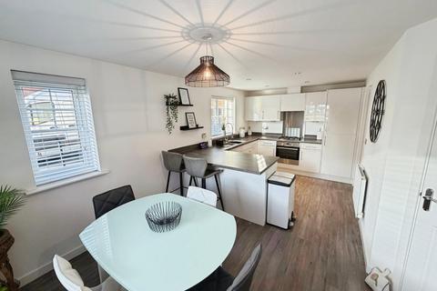 3 bedroom detached house for sale, Grayling Avenue, Ellesmere Port