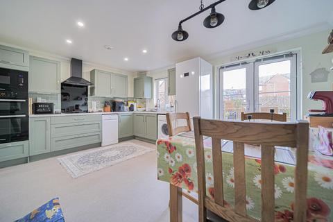 4 bedroom terraced house for sale, Beanacre Road, Melksham SN12