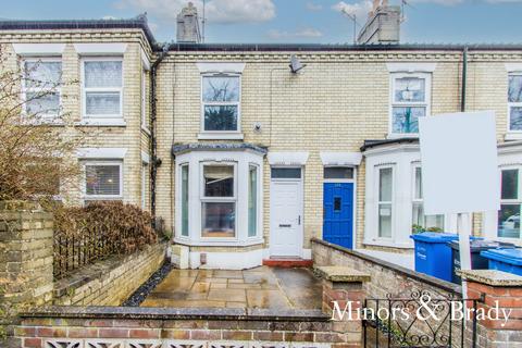 4 bedroom terraced house to rent, Dereham Road, Norwich