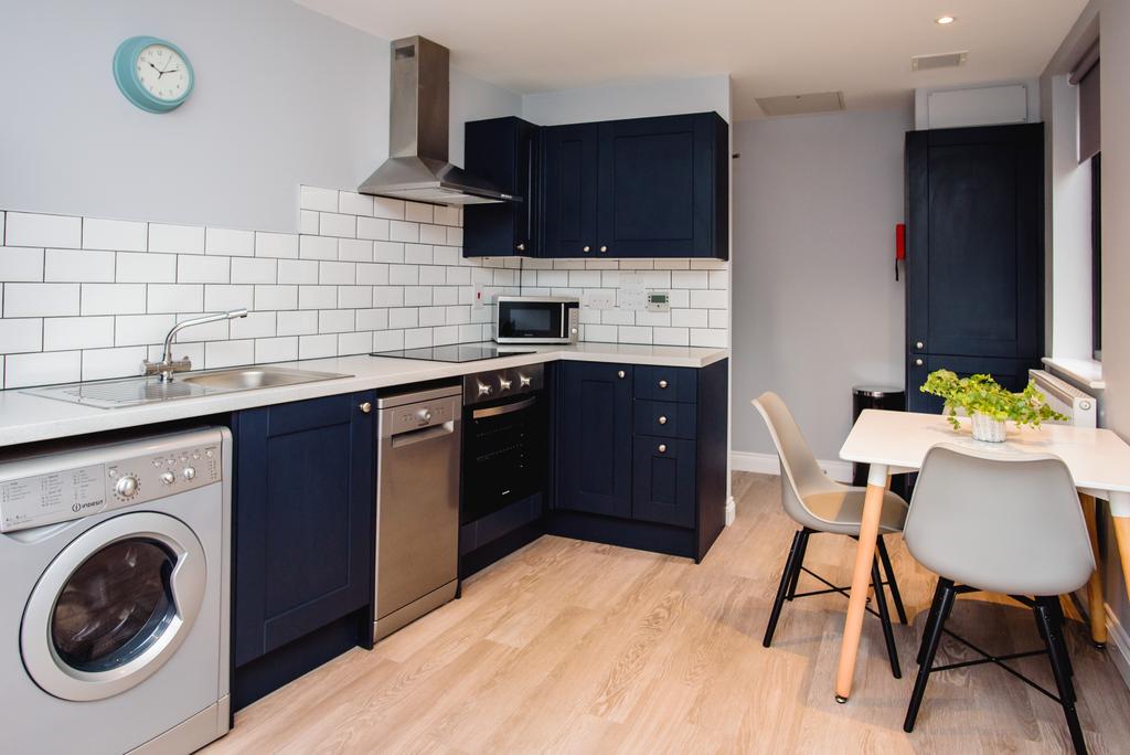 Flat F Kitchen 3.jpg