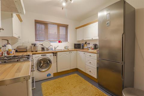 1 bedroom maisonette for sale, Winterscroft Road, Hoddesdon