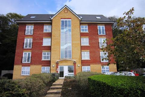 2 bedroom apartment to rent, Bull Lane, Bristol