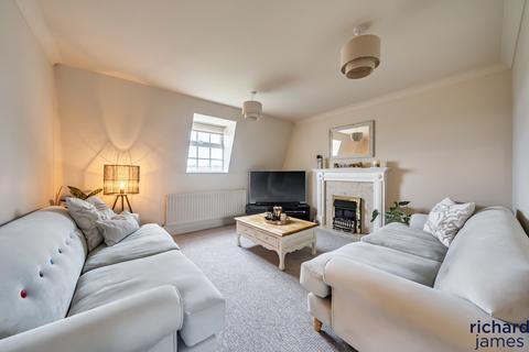 2 bedroom flat for sale, Swindon SN25
