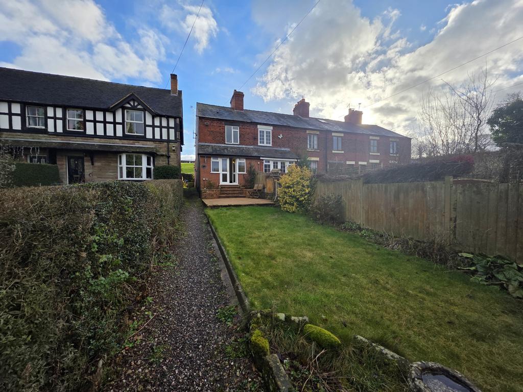2 Bed End Terrace House