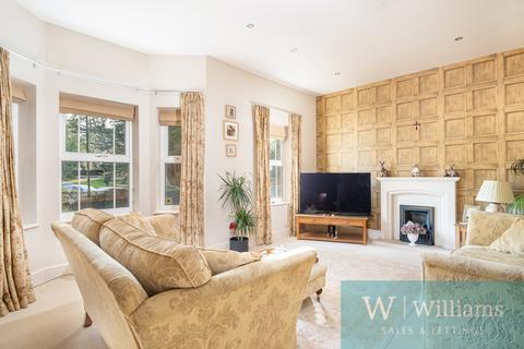 3 bedroom detached house for sale, Kite Hill, Wootton Bridge, Ryde