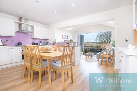 3 bedroom detached house for sale, Kite Hill, Wootton Bridge, Ryde