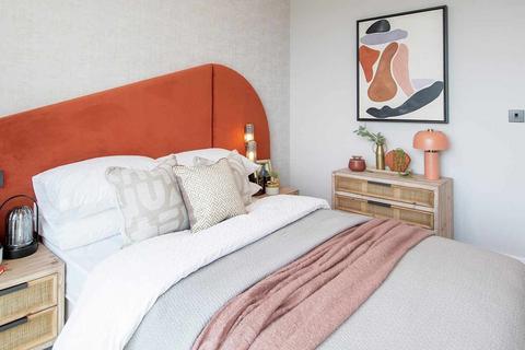 3 bedroom apartment to rent, Radley House, London, SW11