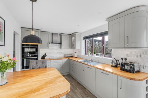 4 bedroom detached house for sale, Turnstone Green, Bicester, OX26
