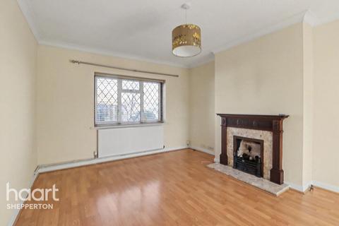 undefined, The Gardens, Feltham