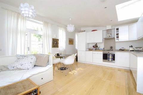 undefined, Lessing Street, London SE23