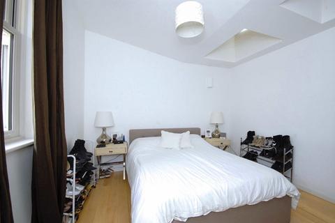 undefined, Lessing Street, London SE23
