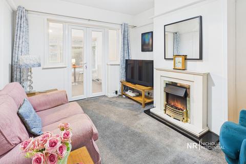 2 bedroom bungalow for sale, Cheshire Gardens, Chessington, Surrey. KT9