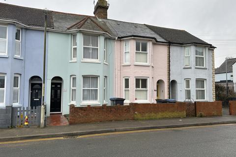 3 bedroom terraced house for sale, Canada Road, Walmer, CT14