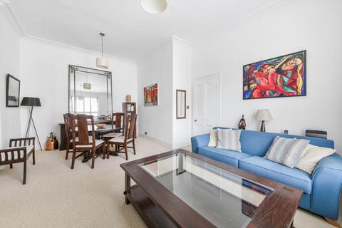 2 bedroom flat to rent, Craven Hill, London, W2.