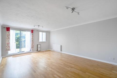 2 bedroom ground floor flat to rent, Chepstow Road, Croydon, Surrey, CR0