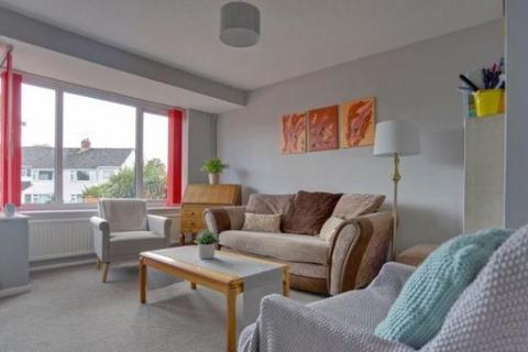 3 bedroom semi-detached house to rent, Galmington Drive, Taunton, TA1