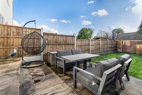 4 bedroom terraced house for sale, Elm Close, Buckhurst Hill