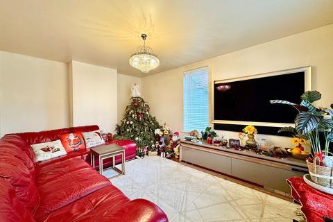 3 bedroom end of terrace house for sale, Cressingham Road, Edgware, HA8