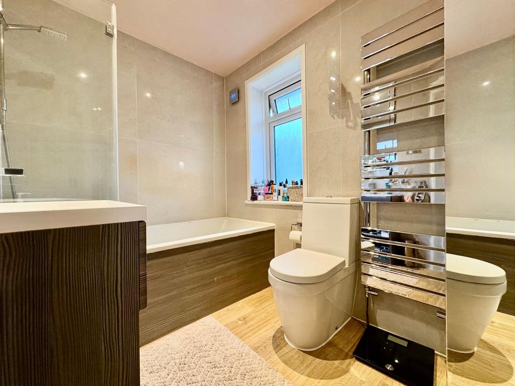 Family bathroom