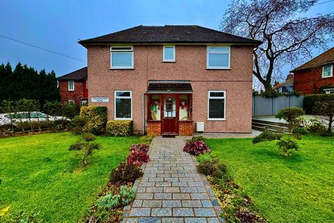 Cressingham Road, Edgware, HA8