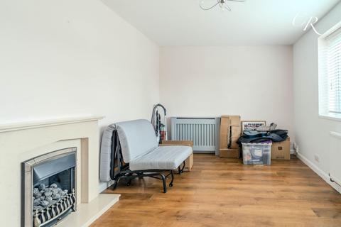 3 bedroom terraced house for sale, Lee Close, Cheltenham GL51