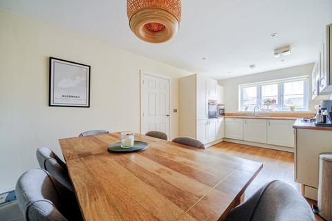 3 bedroom semi-detached house for sale, Wilder Crescent, Reading RG7