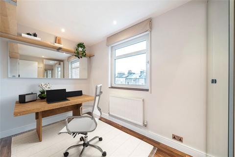 2 bedroom flat to rent, Kildare Court, London W2