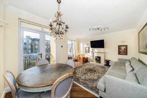 2 bedroom flat for sale, Southlands Drive, London SW19