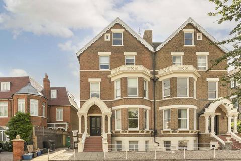 Kew Gardens Road, Kew TW9