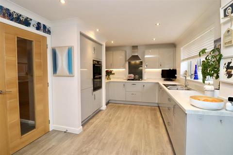 undefined, Lyon Avenue, Market Weighton, York