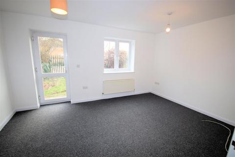 2 bedroom semi-detached house to rent, Hammersmith Gardens, Houghton Regis, Dunstable