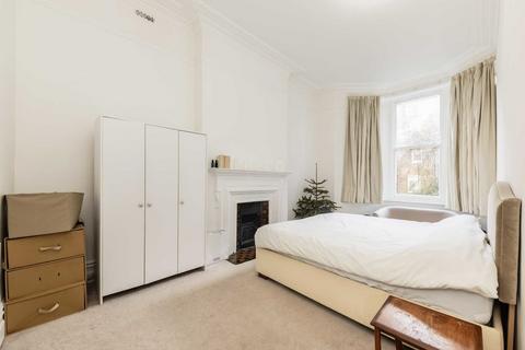 1 bedroom flat to rent, Addison Gardens, London W14