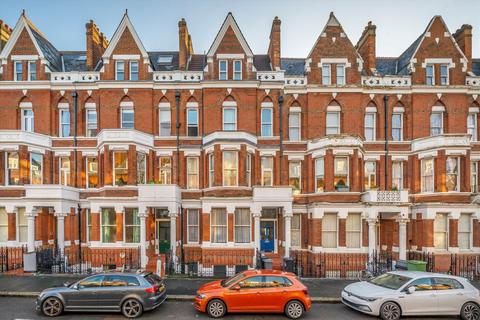1 bedroom flat to rent, Addison Gardens, London W14