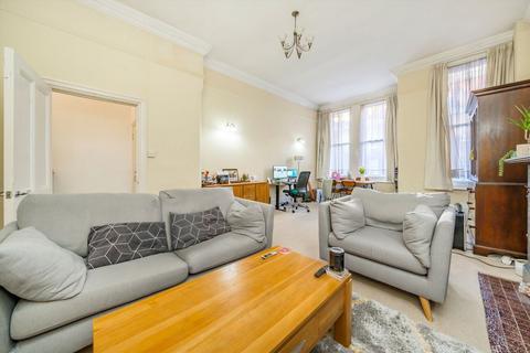 1 bedroom flat to rent, Addison Gardens, London W14