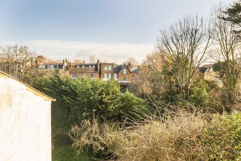 undefined, Eaton Rise, London W5