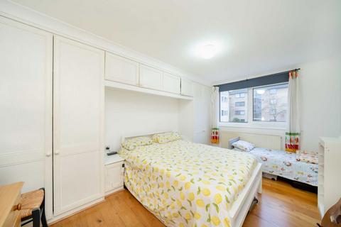 1 bedroom flat to rent, Tollington Park, London N4