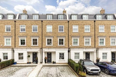 undefined, Egerton Drive, Isleworth TW7