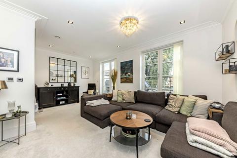 undefined, Egerton Drive, Isleworth TW7