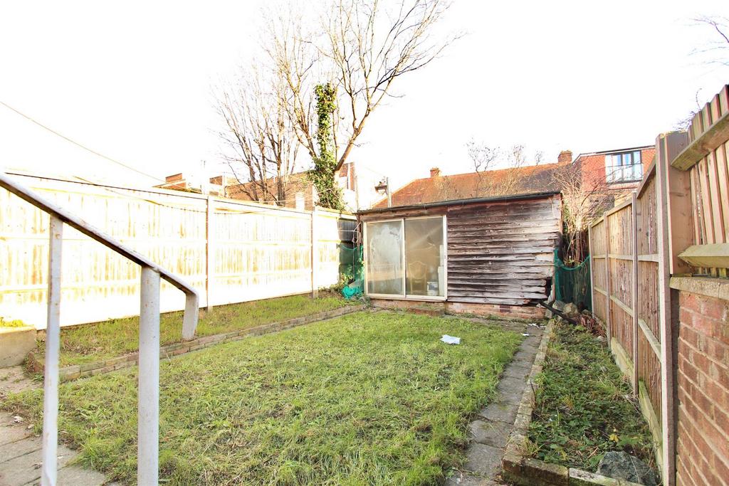 Temple Terrace, N22