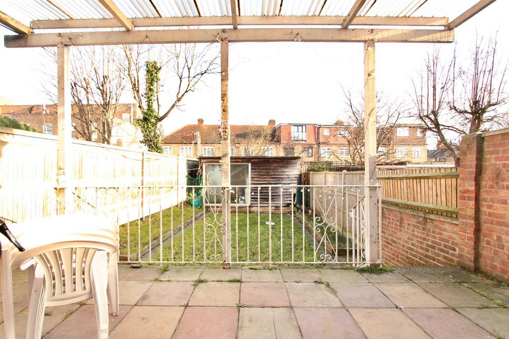 Temple Terrace, N22
