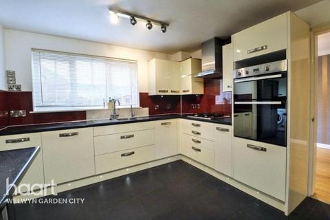 undefined, Cornflower Way, Hatfield
