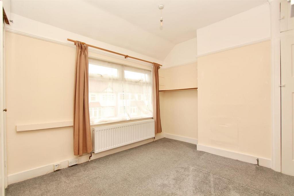 Coombe Road, N22