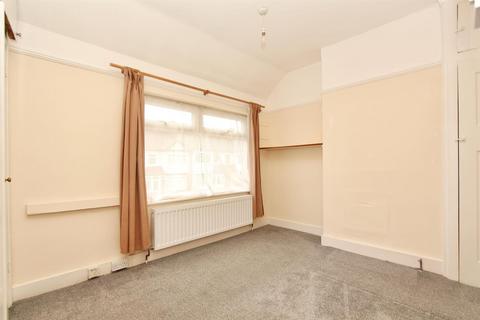 4 bedroom house to rent, Coombe Road, London N22