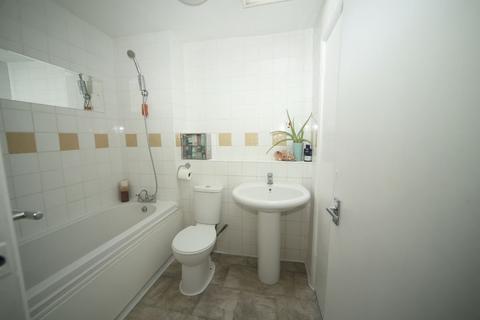 1 bedroom flat for sale, Rowland Court,  Addiscombe Road, Croydon